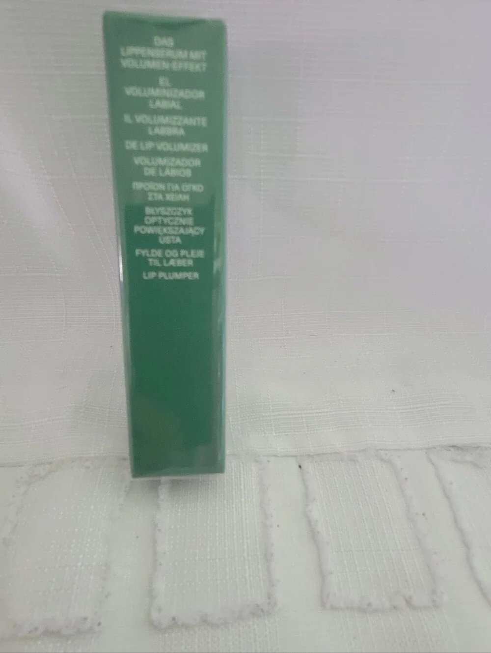 La Mer Lip Volumizer - Shade #40 Sheer Coral